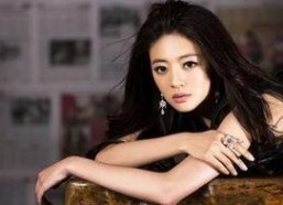 娱乐吃瓜安以轩,娱乐圈的甜蜜瓜果，甜蜜背后的故事